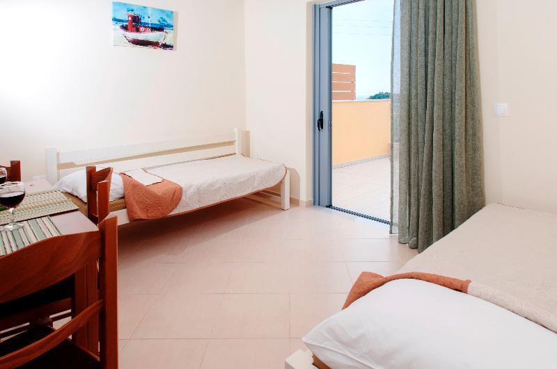 Sunday Maria Hotel Ступа Екстериор снимка